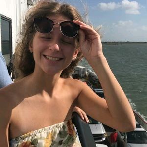 Meet your Posher, Cara